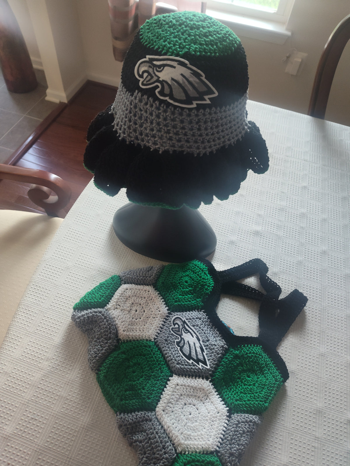 Crochet Bucket Hat with Ruffle Edge