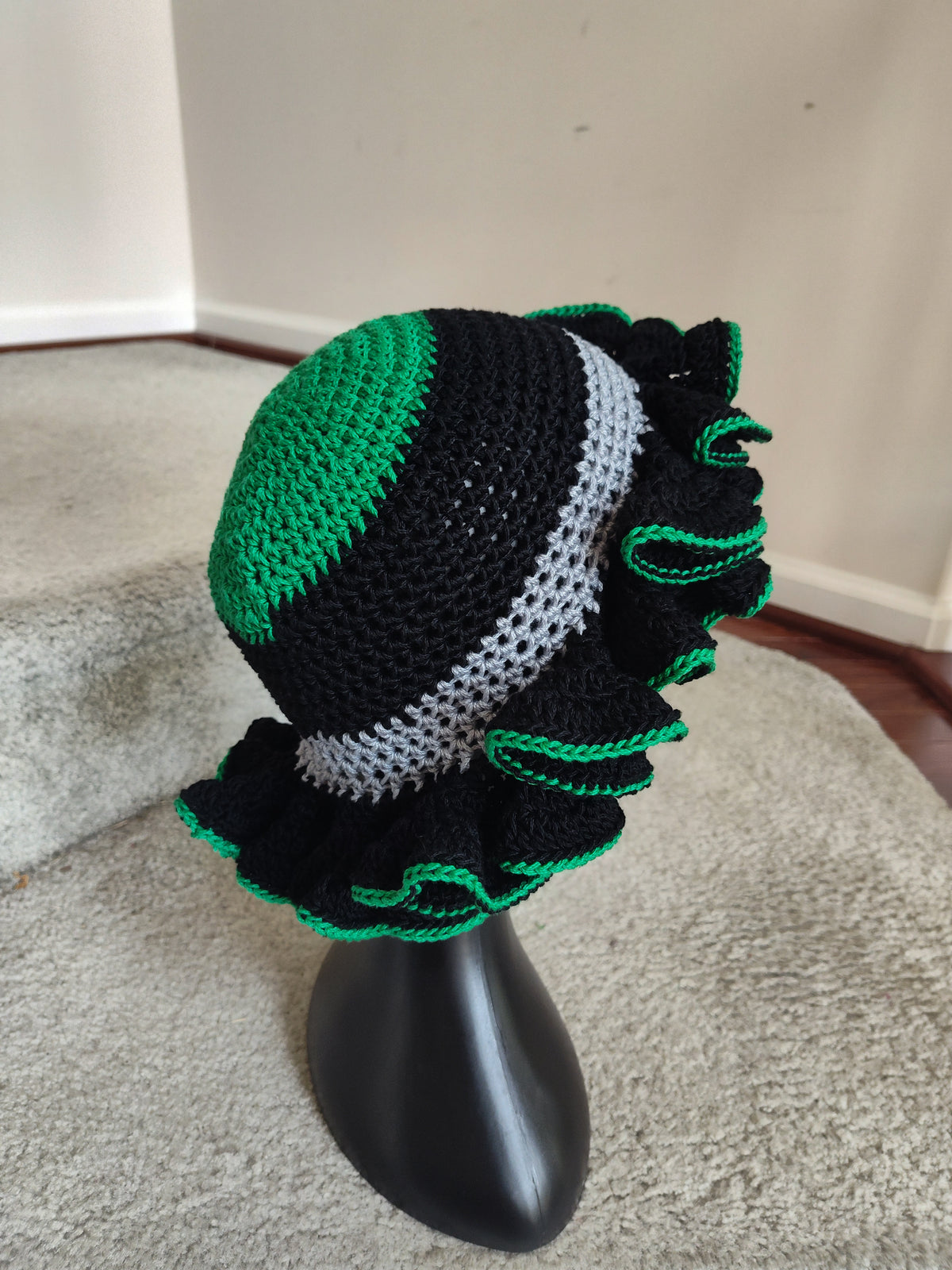Crochet Bucket Hat with Ruffle Edge