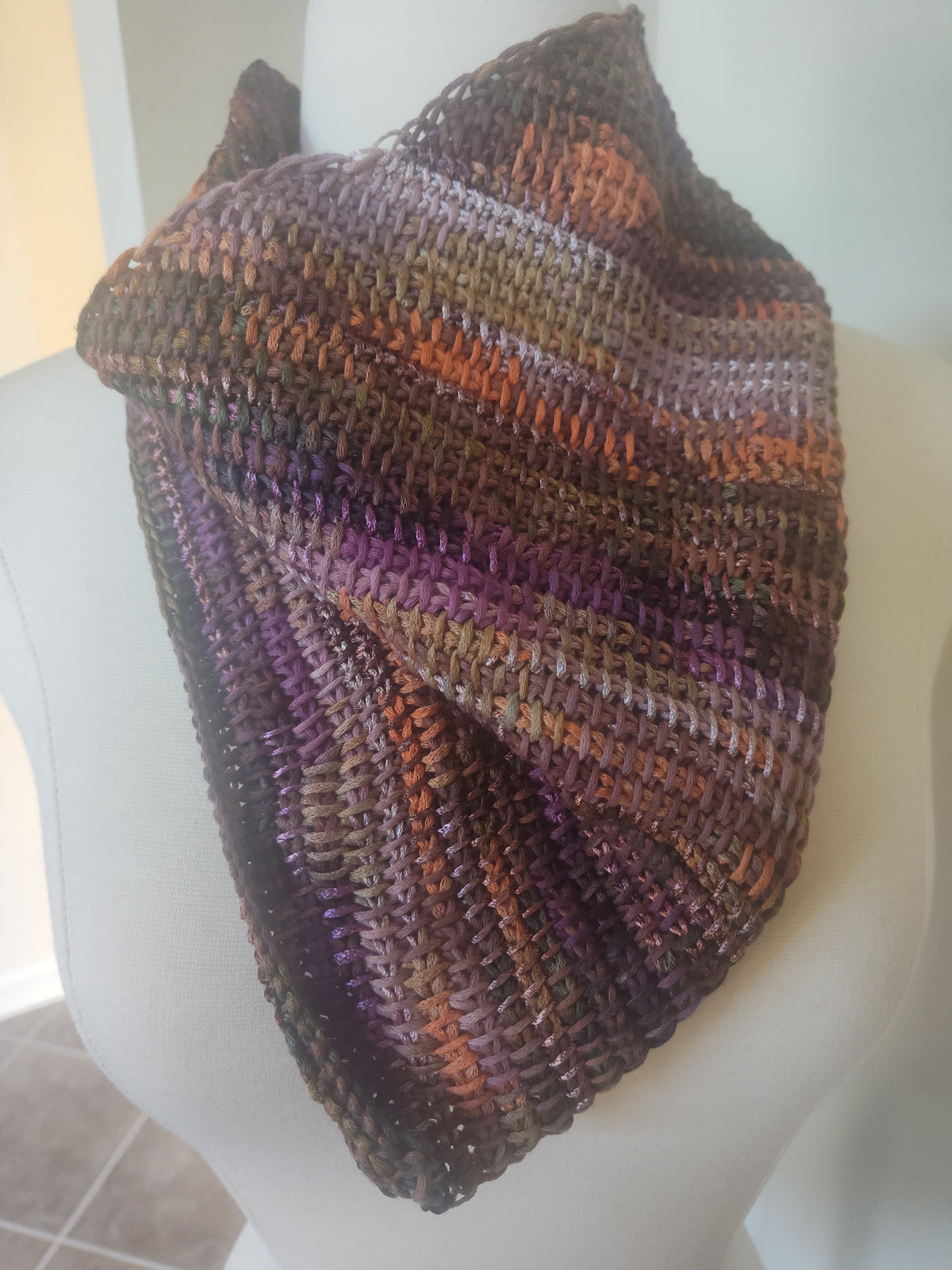 Multi-colored crochet cowl